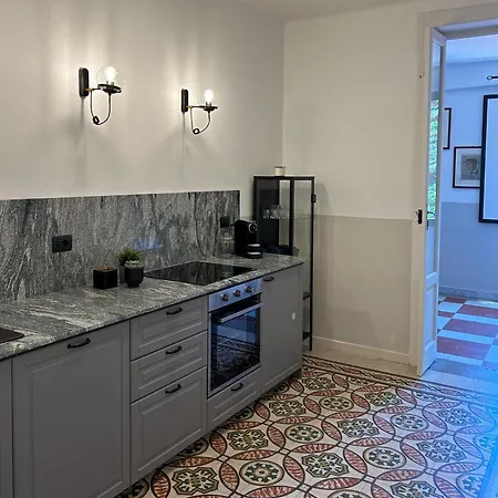 Caves Garden Apartmán Bari