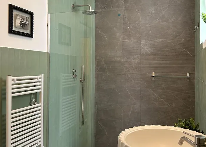 Caves Garden 公寓 *